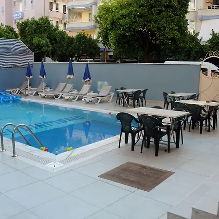 Diamond Hotel 3*